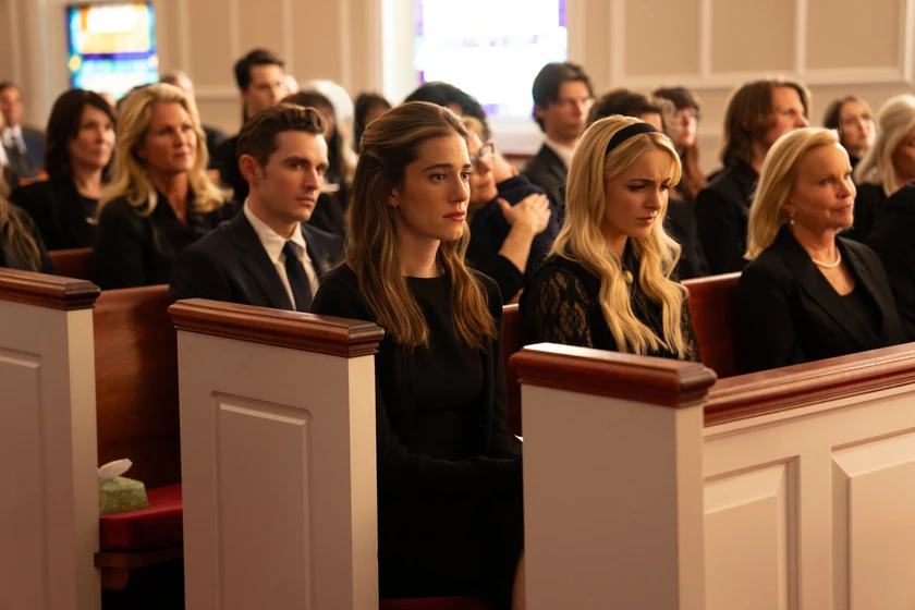 Dave Franco, Allison Williams y McKenna Grace en a-pesar-de-ti
