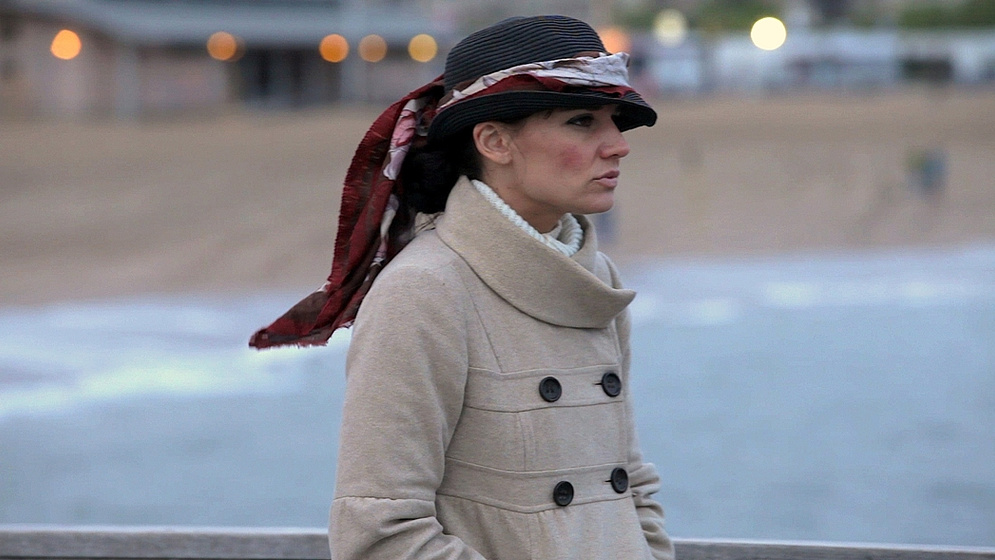 Lindsey Ireland en New York Shadows (Sombras de Nueva York)