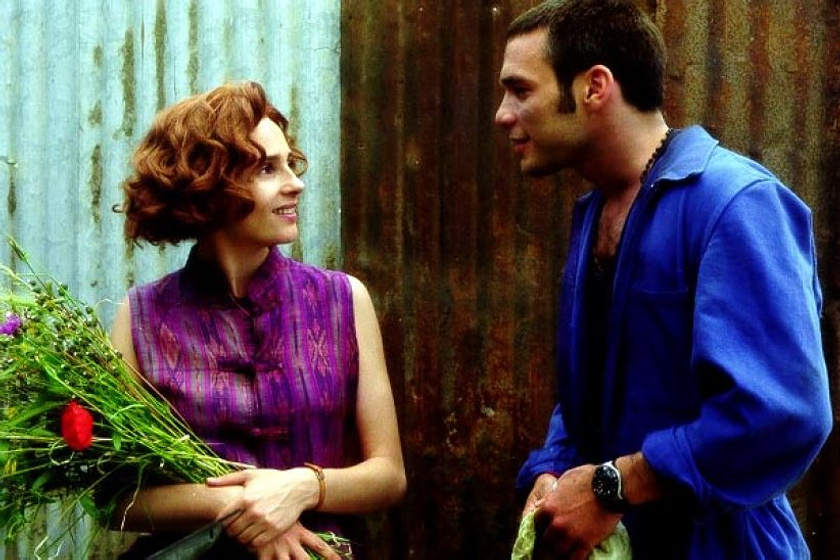 Philippe Bas y Anouk Grinberg en Les Petites Couleurs