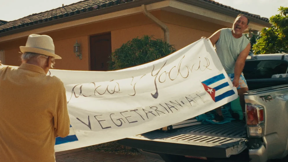 Imagen de el-viejo-y-la-cotorra