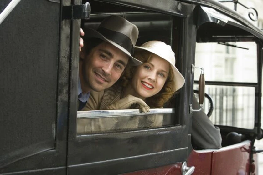 Amy Adams y Lee Pace en un-gran-dia-para-ellas