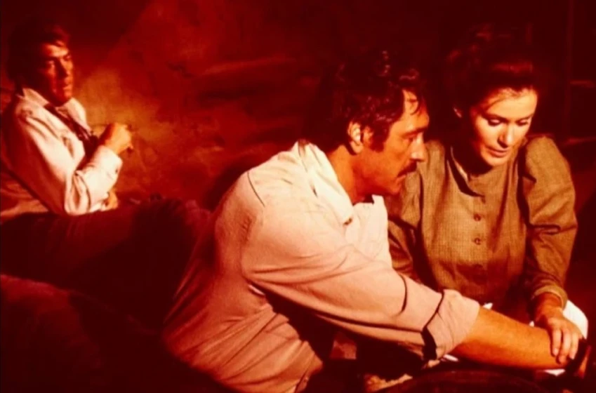Dean Martin, Rock Hudson y Susan Clark en amigos-hasta-la-muerte-1973