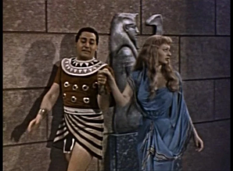 Alberto Sordi en noches-de-cleopatra