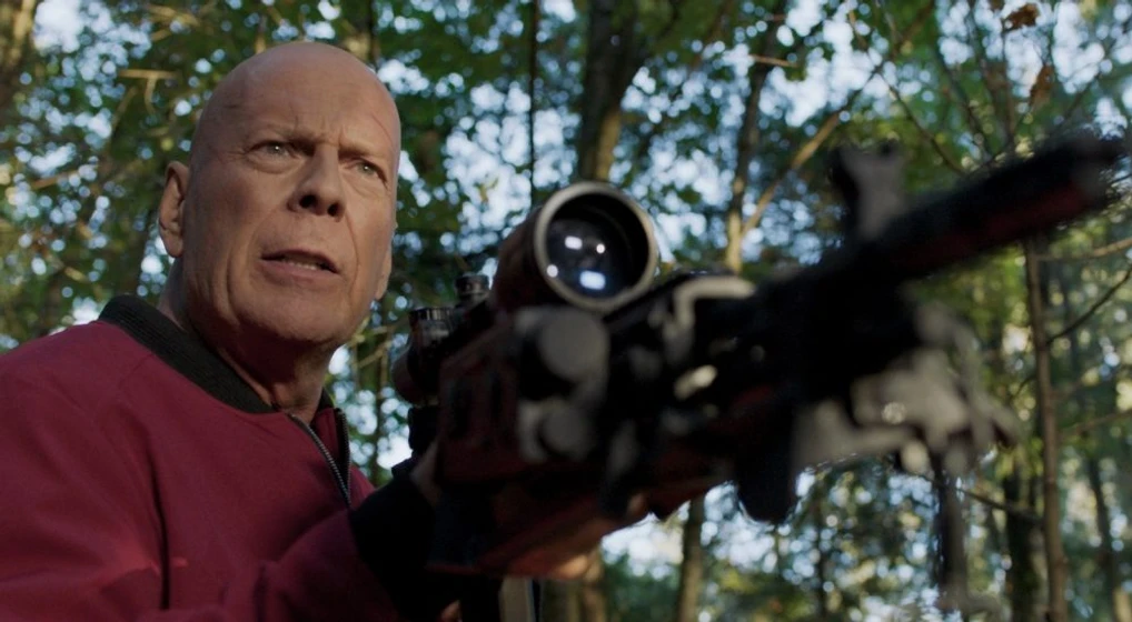 Bruce Willis en depredador-alpha