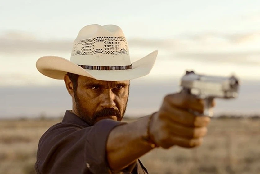 Aaron Pedersen en mystery-road