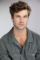 picture of actor Luke Volker