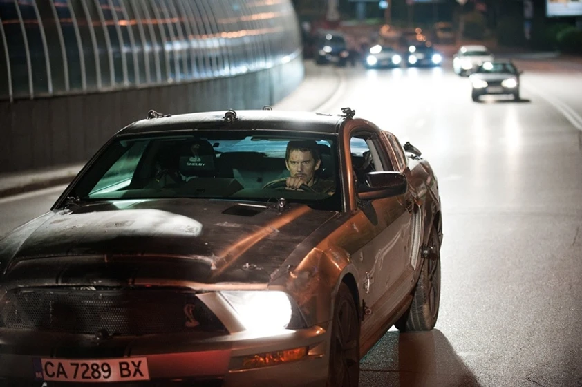 Ethan Hawke en tiempo-en-contra