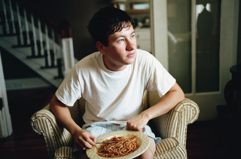 Barry Keoghan en el-sacrificio-de-un-ciervo-sagrado