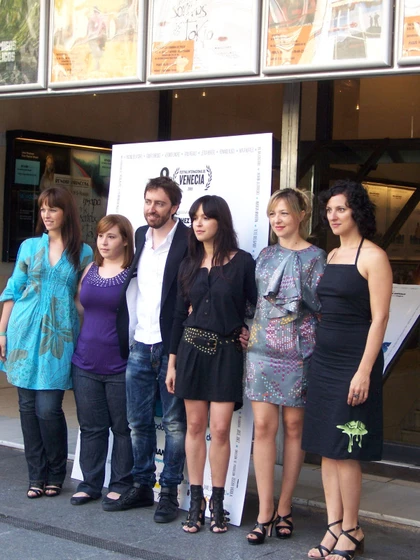 Verónica Sánchez, Pilar Castro, Daniel Sánchez Arévalo, Leticia Herrero, Marta Martín y María Morales en gordos