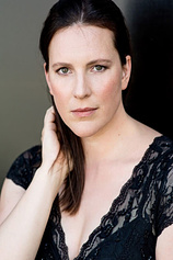 picture of actor Anne Weinknecht