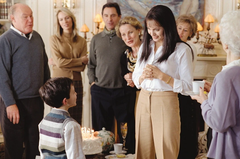 Angelina Jolie en amar-peligrosamente