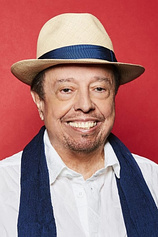 photo of person Sergio Mendes