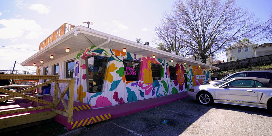 Imagen de slice-of-life-the-american-dream-in-former-pizza-huts