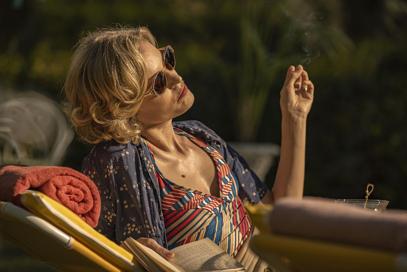 Zoe Tapper en The Good Traitor