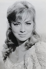 picture of actor Beth Rogan
