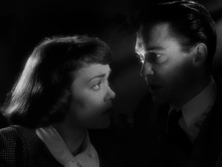 Richard Todd y Jane Wyman en panico-en-la-escena