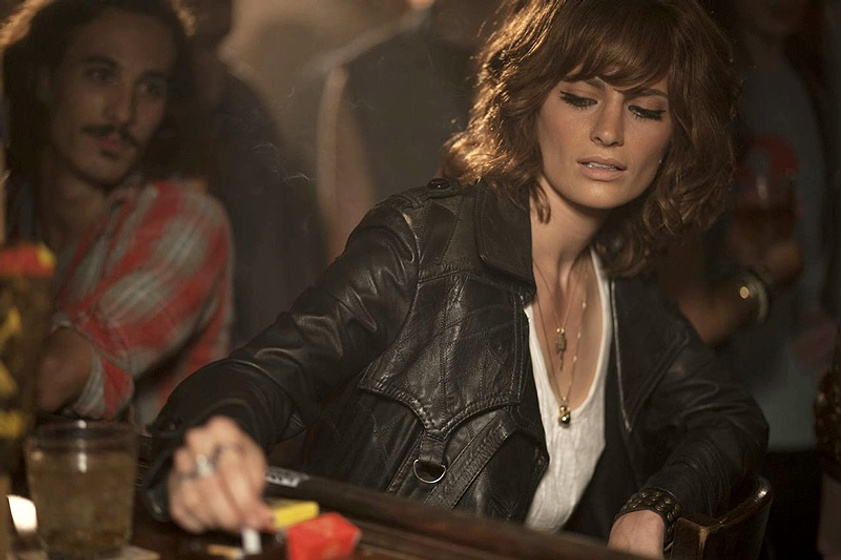 Stana Katic en CBGB