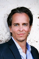 photo of person Jason Eric Perlman