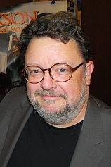 picture of actor Roger L. Jackson