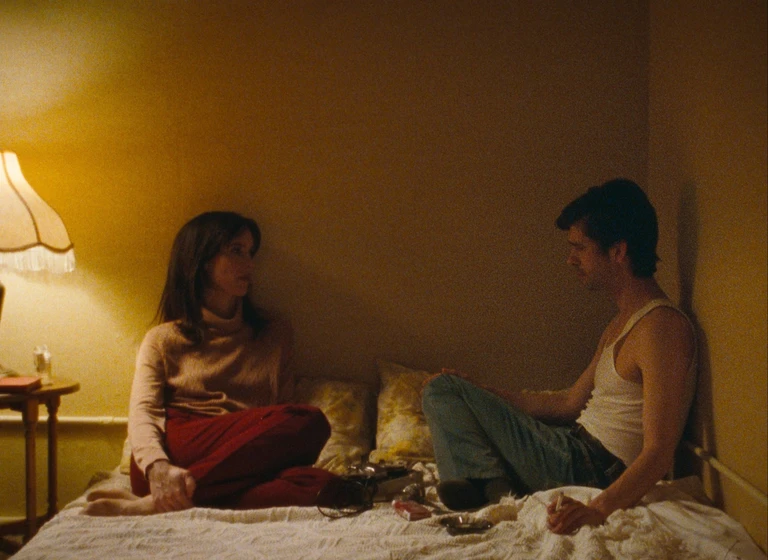 Ben Whishaw y Rebecca Hall en peter-hujar-s-day