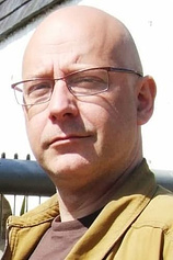 picture of actor Toby Longworth