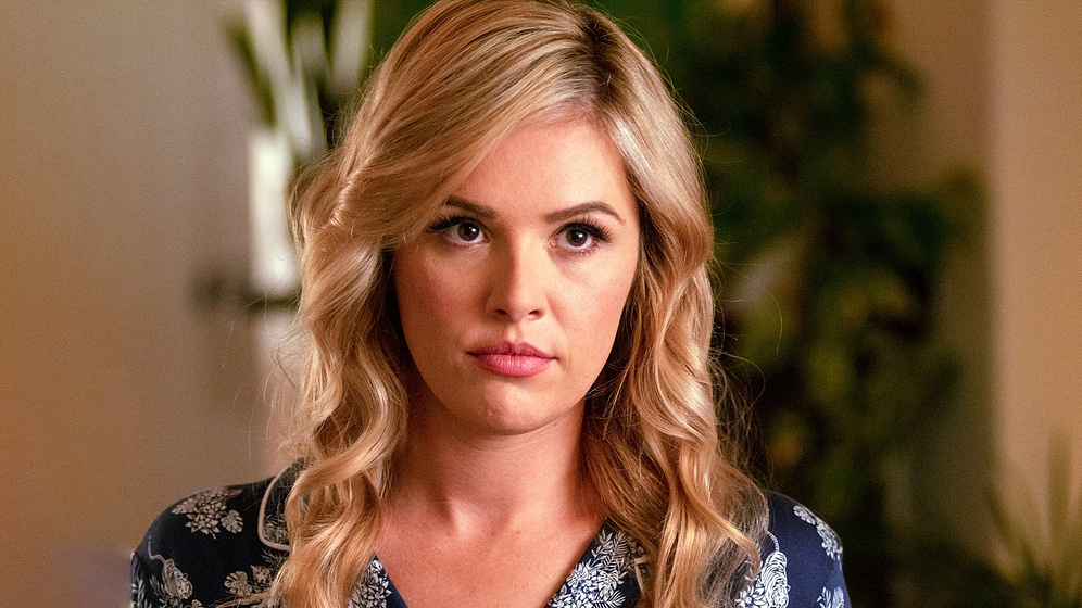 Natalie Hall en Sinceramente Tuyo