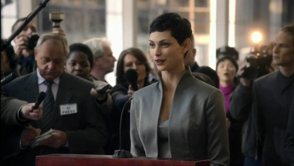 Morena Baccarin en v-2009
