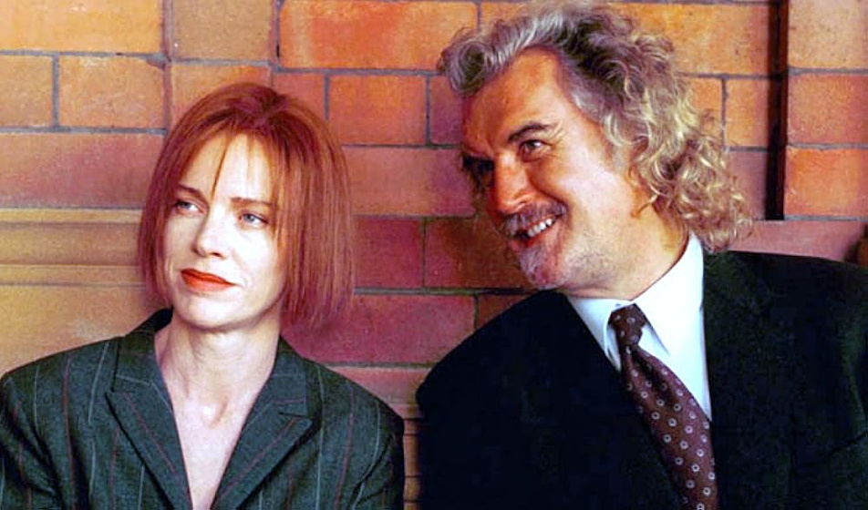Judy Davis y Billy Connolly en The Man Who Sued God