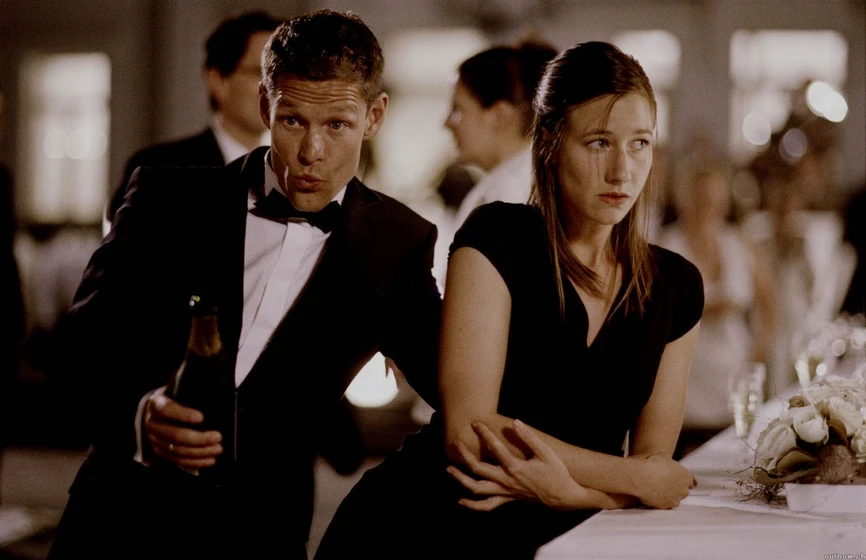 Til Schweiger y Johanna Wokalek en barefoot
