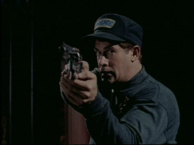 Michael Dudikoff en cyberjack