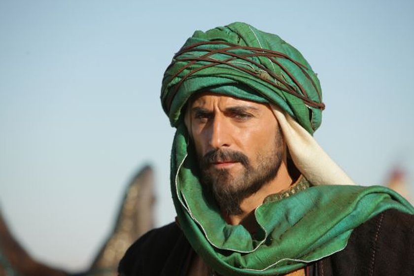 Mark Strong en Oro negro