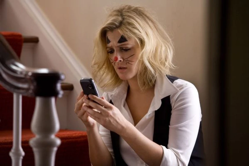 Drew Barrymore en salvando-las-distancias