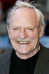 photo of person Julian Glover