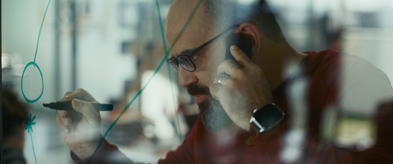 Amer Hlehel en La Voz de Hind