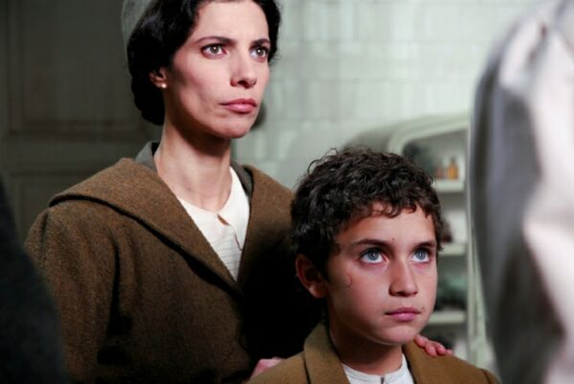 Maribel Verdú y Juan Ciancio en El Niño de barro