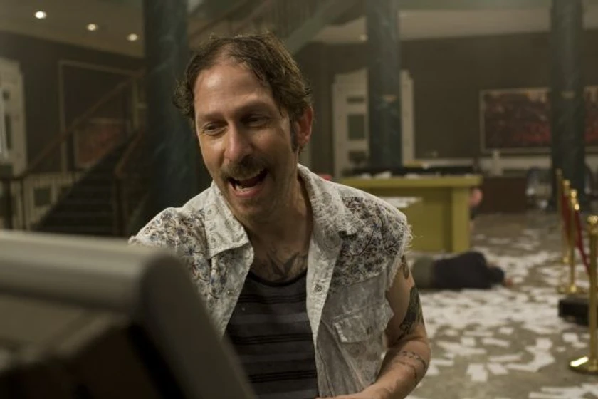 Tim Blake Nelson en atraco-por-duplicado