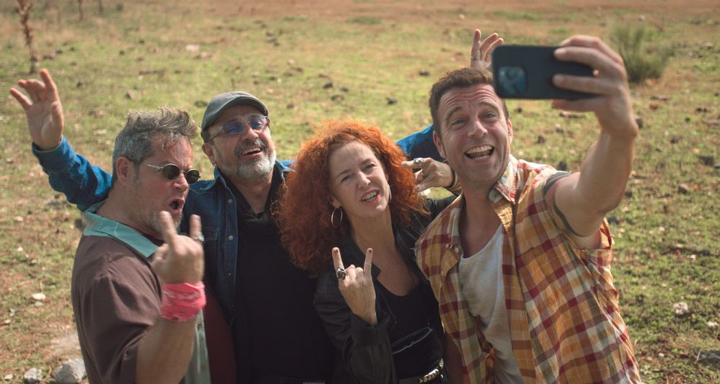 Jorge Sanz, José Mota, Marta Belenguer y Carles Francino en Por tus Muertos