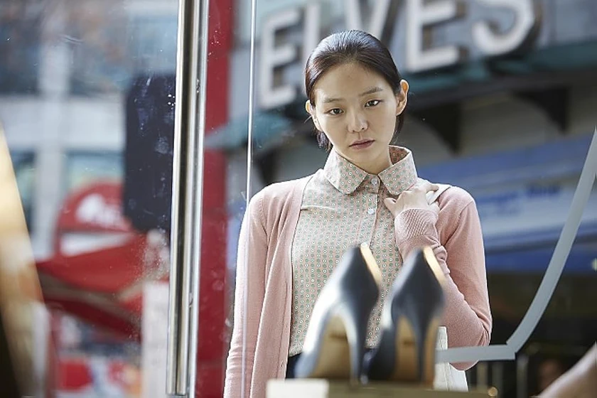 Esom en scarlet-innocence