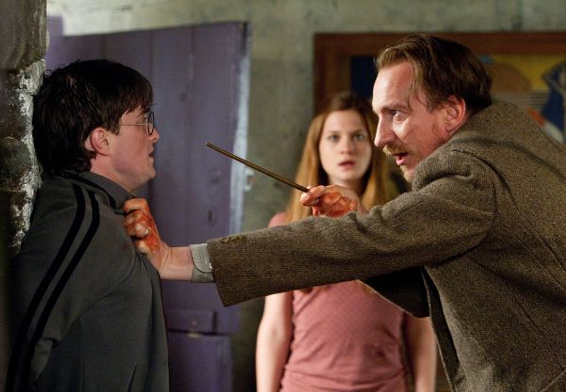 Daniel Radcliffe, Bonnie Wright y David Thewlis en Harry Potter y las reliquias de la muerte, Primera parte