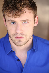 picture of actor Casey Leach