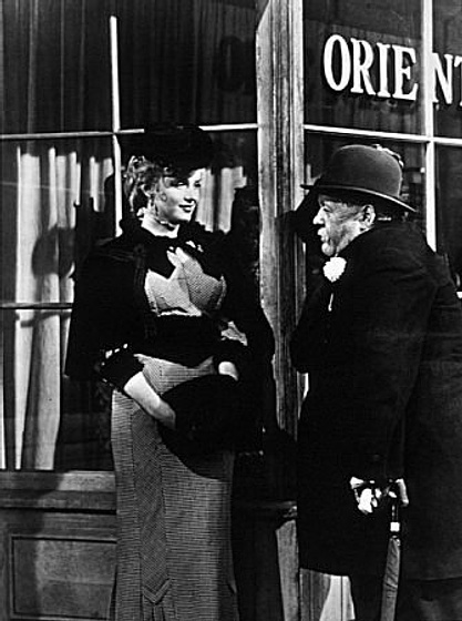 Marilyn Monroe y Charles Laughton en Cuatro Páginas de la Vida