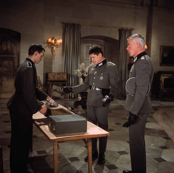 Lee Marvin y Charles Bronson en Doce del Patíbulo