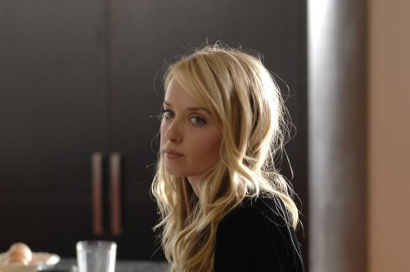 Megan Park en Falsa Inocencia