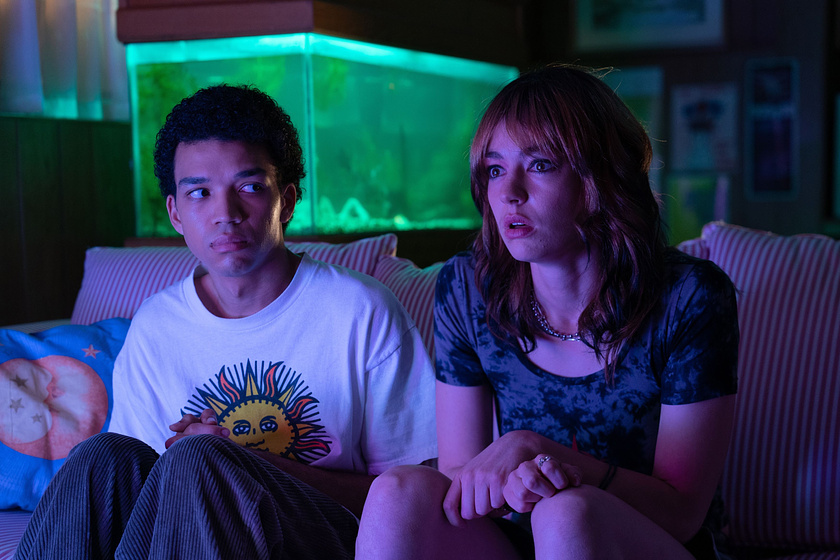 Justice Smith en El Brillo de la Televisión