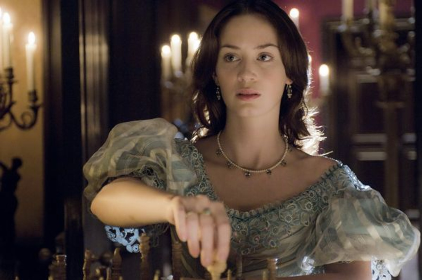 Emily Blunt en La Reina Victoria