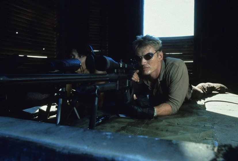 Gina Bellman y Dolph Lundgren en soldado