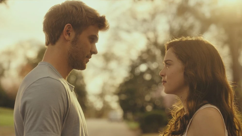 Alex Roe y Matilda Anna Ingrid Lutz en rings
