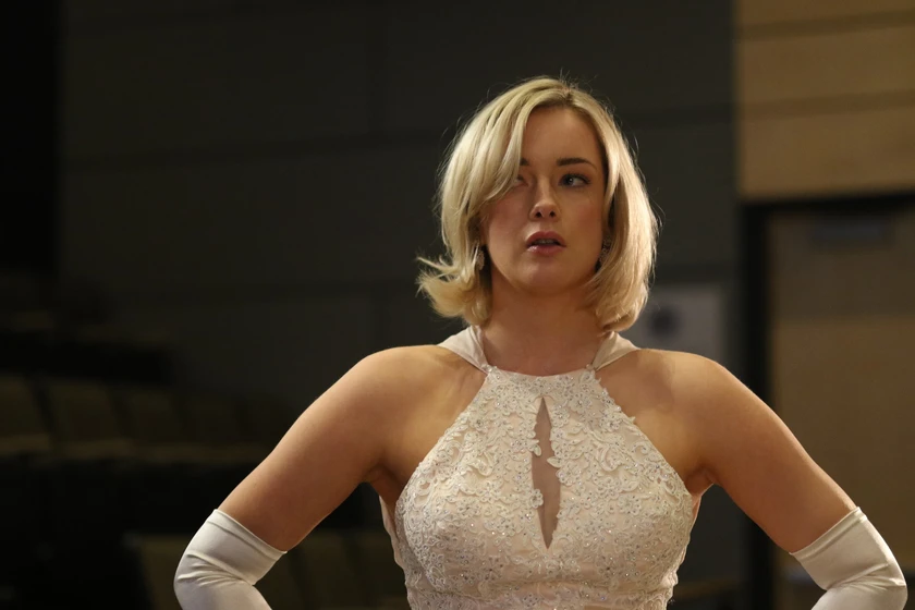Allie MacDonald en la-reina-del-mal