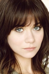 photo of person Amanda Leighton