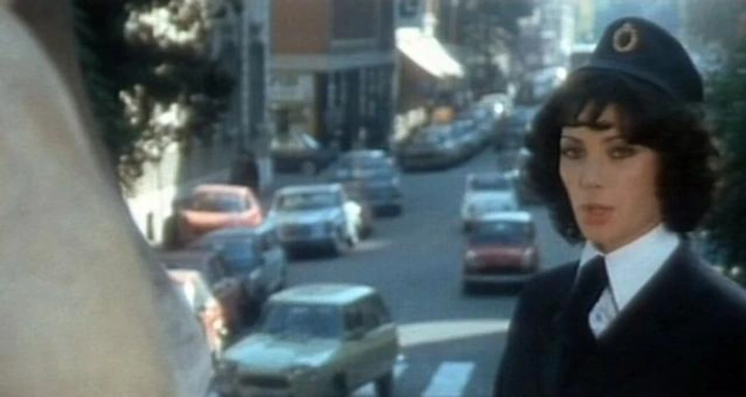 Edwige Fenech en bella-valiente-y-buena